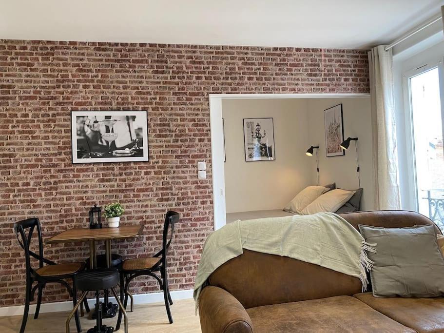 Le Paris Appart' T2 Au Centre Du Mans Ле-Ман Экстерьер фото